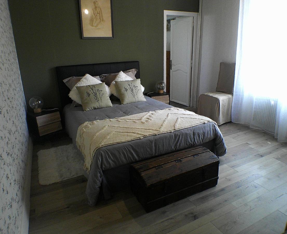 Le Clocooning Chambres D'Hotes Chez L'Habitant Billy  Extérieur photo