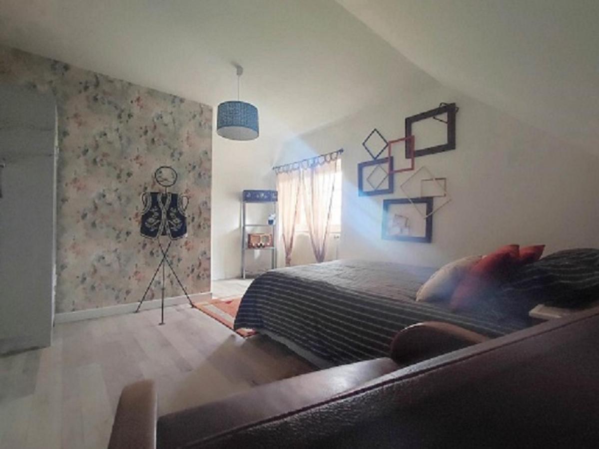 Le Clocooning Chambres D'Hotes Chez L'Habitant Billy  Extérieur photo